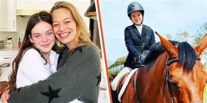 VivaBlog | Jeri Ryan - Bio, Age, Wiki, Facts and Family