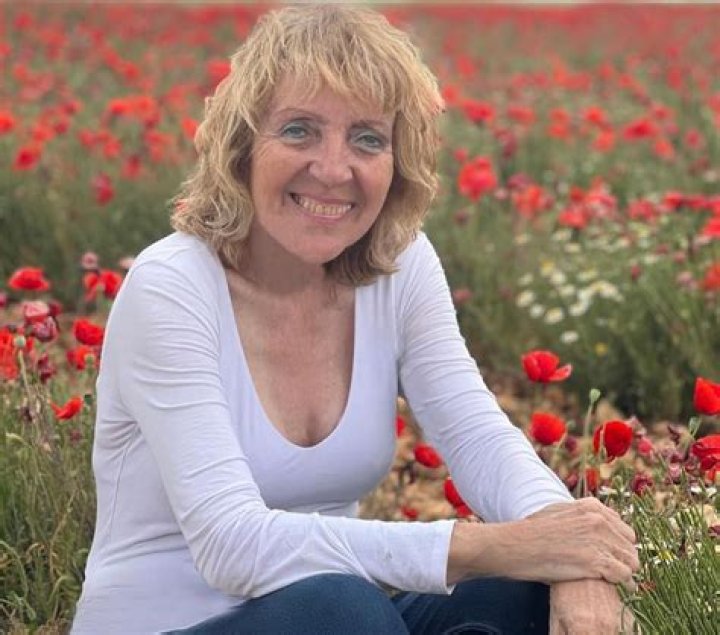 VivaBlog | Laura Len - Bio, Age, Wiki, Facts and Family