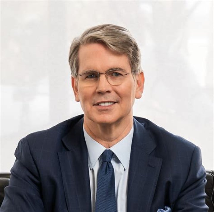 VivaBlog | Scoot McNairy - Bio, Age, Wiki, Facts and Family