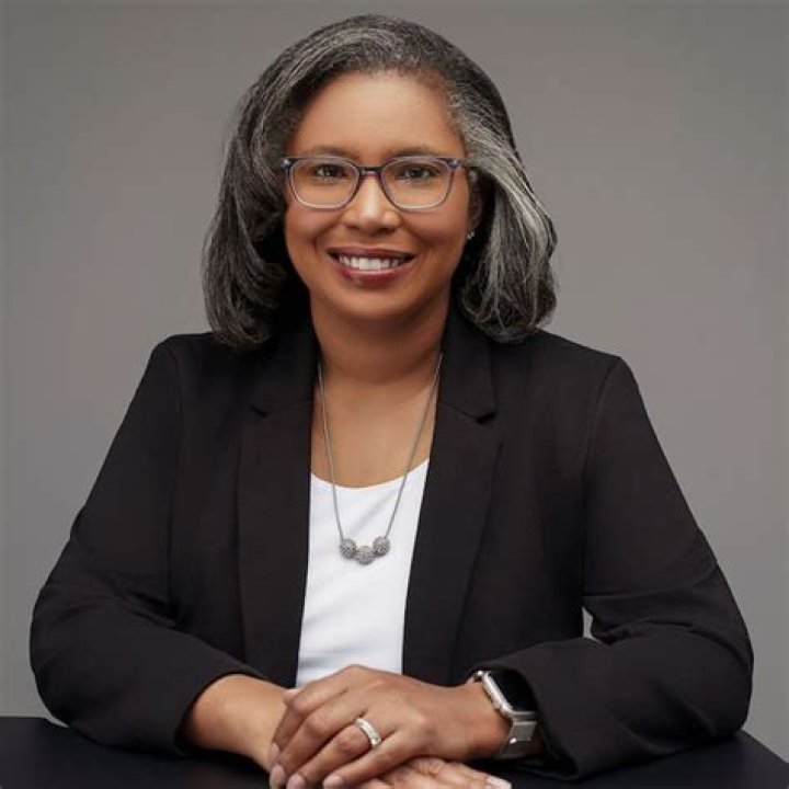 VivaBlog | Shawna Della-Ricca - Bio, Age, Wiki, Facts and Family