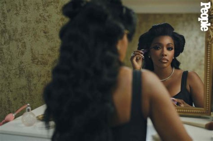 What is Porsha Williams lingerie line?