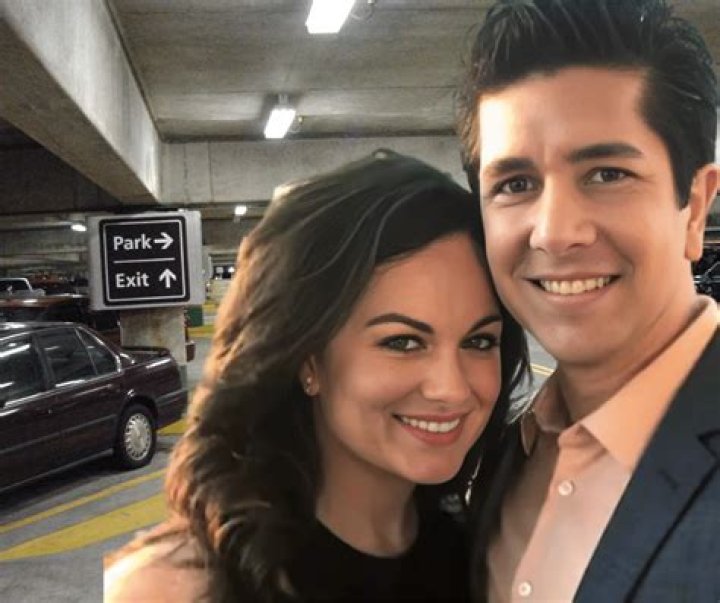 What You Need To Know About Kendra Hatcher's Boyfriend Dr. Ricky Paniagua