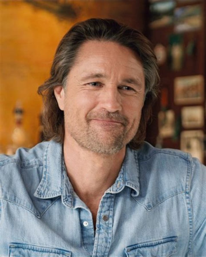 Who is Martin Henderson Girlfriend & Did they Just Call it Quits? Hollywood Life