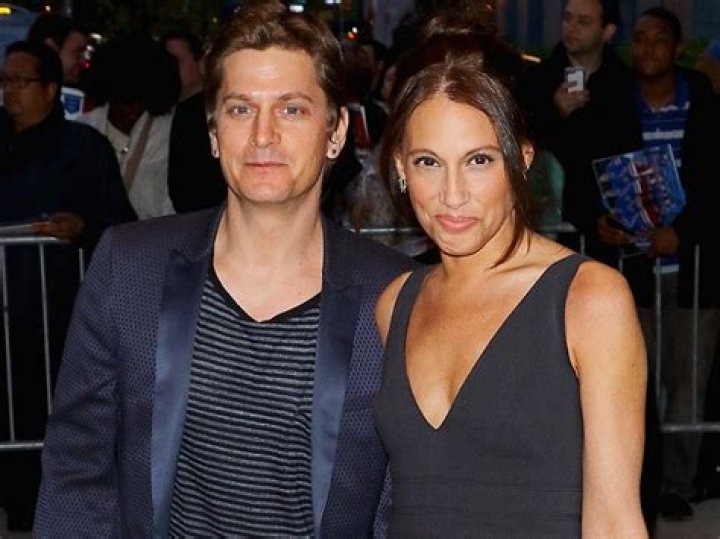 Who is Rob Thomas married to ·