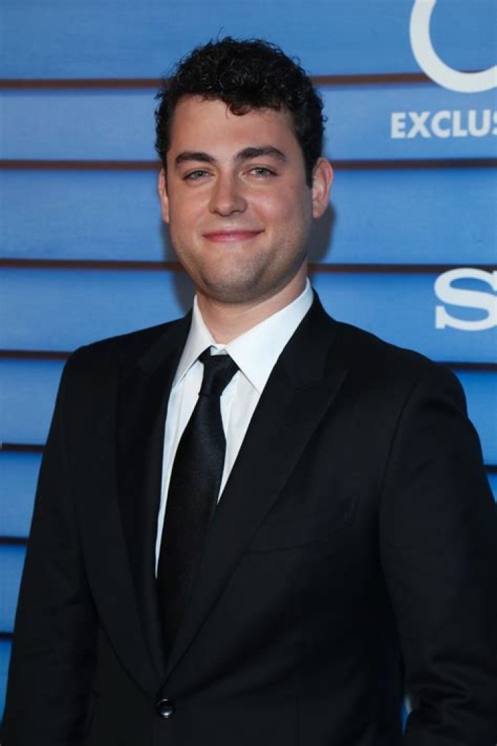 Who Is Truman Hanks? Is He Single? Insights His Wiki, & Parents Details