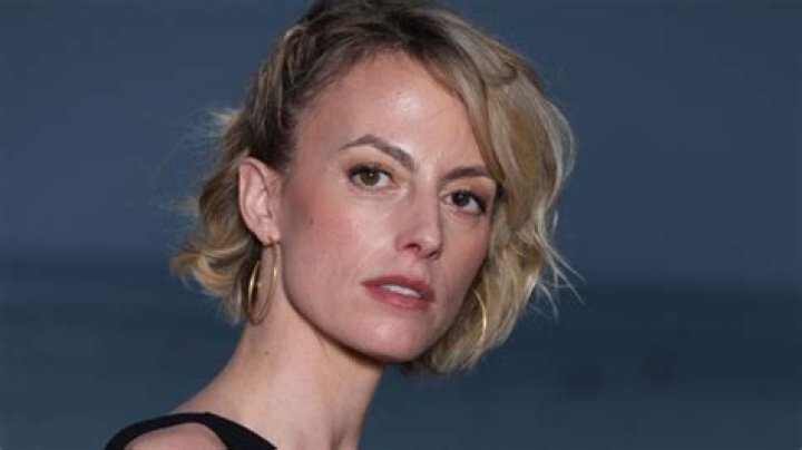 Who Was Lia Mortensen? Her Cause of Death, Wikipedia, Married