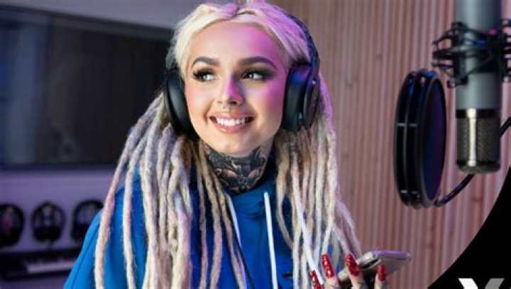 Zhavia Ethnicity, Net Worth, Sister, Restaurant, Ward, Wikipedia, Wiki ·